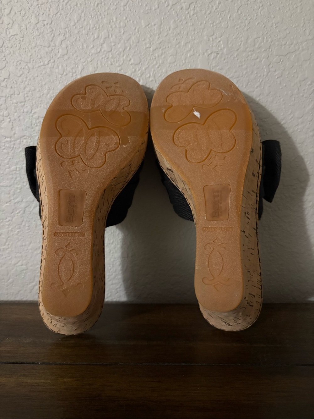 Born Black Canvas Bow Cork Wedge Slides - Picture 5 of 5